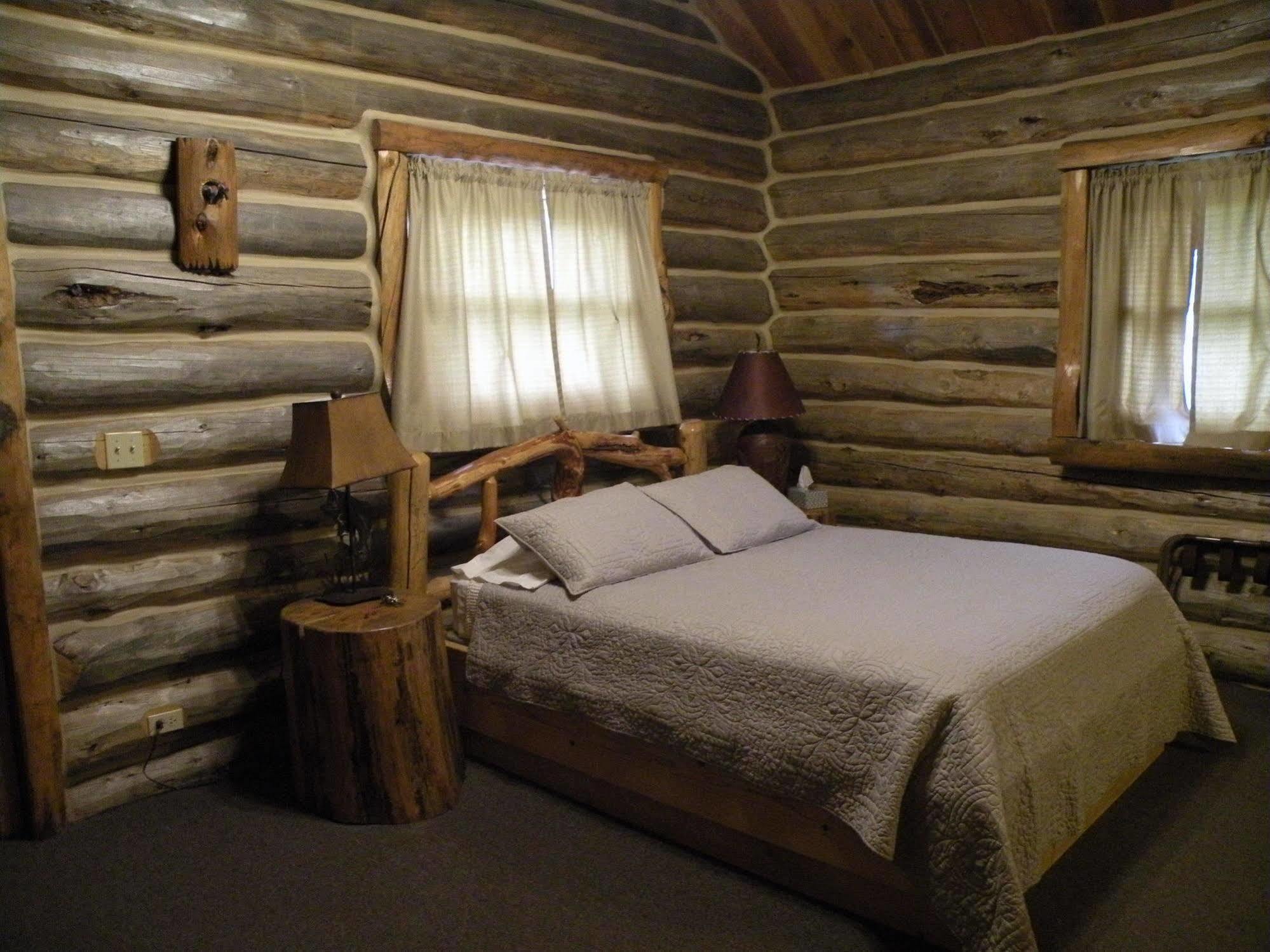 Gold Camp Cabins Custer Luaran gambar
